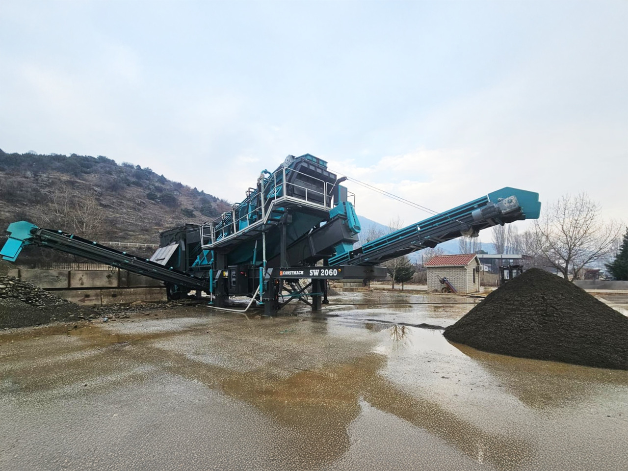 Constmach Mobile Sand- und Kieswasch- und Siebanlage - Screener: picture 4 Constmach Mobile Sand- und Kieswasch- und Siebanlage - Screener: picture 4