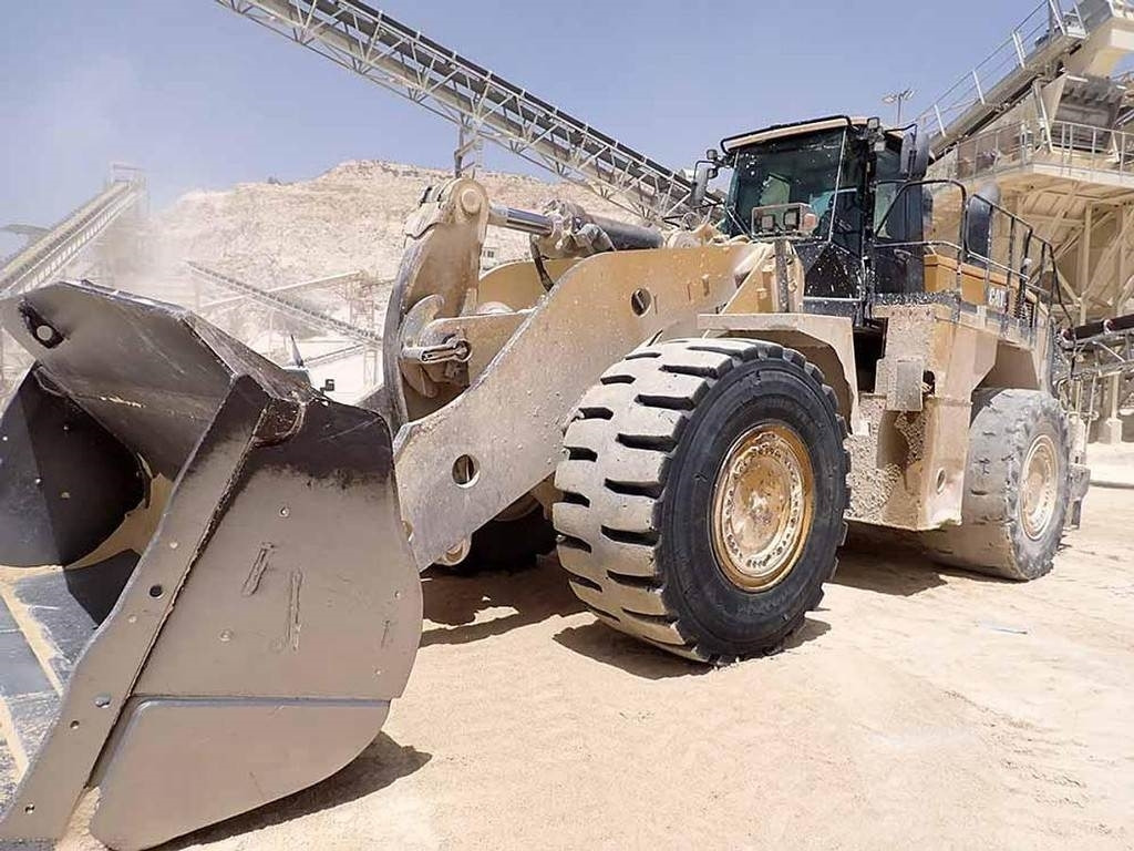 CAT 988K - Wheel loader: picture 2 CAT 988K - Wheel loader: picture 2