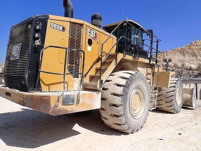 Wheel loader CAT 988K: picture 13