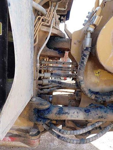 Wheel loader CAT 988K: picture 37