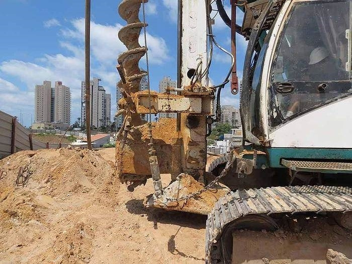 Drilling rig Casagrande B250: picture 9