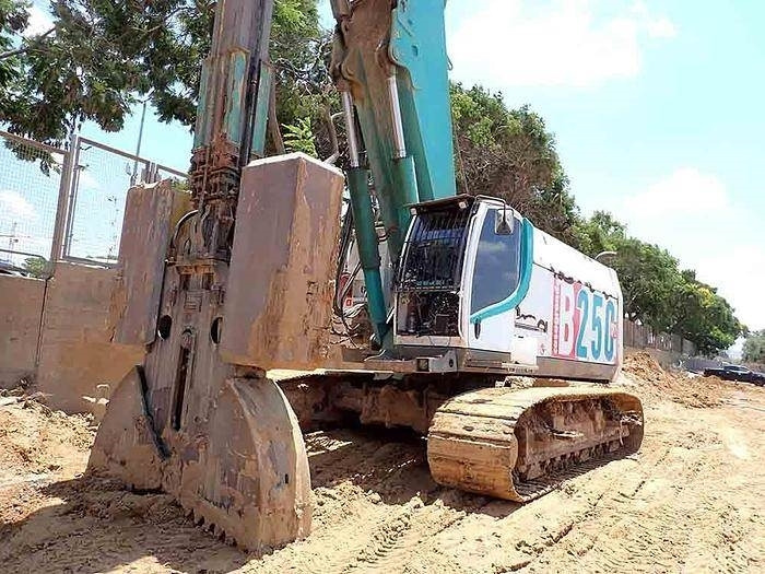Casagrande B250XP-2 - Drilling rig: picture 2 Casagrande B250XP-2 - Drilling rig: picture 2