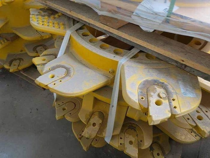 Crane Liebherr HS885HD + BAUER CUTTER - 70 METROS: picture 13