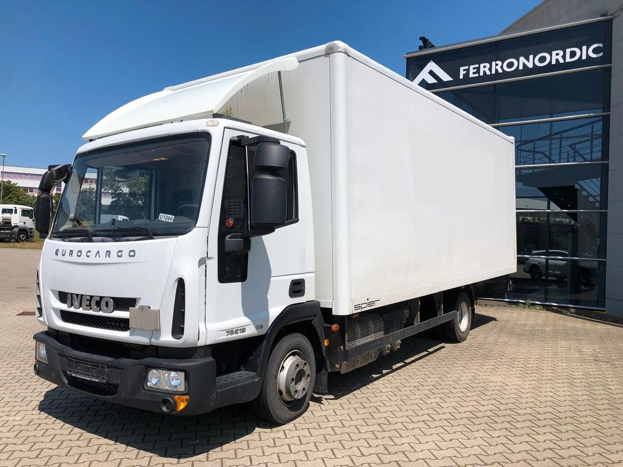 Iveco 75 E 190 Koffer*LBW*Schalter*Blatt/Luft*Klima - Box van: picture 4 Iveco 75 E 190 Koffer*LBW*Schalter*Blatt/Luft*Klima - Box van: picture 4