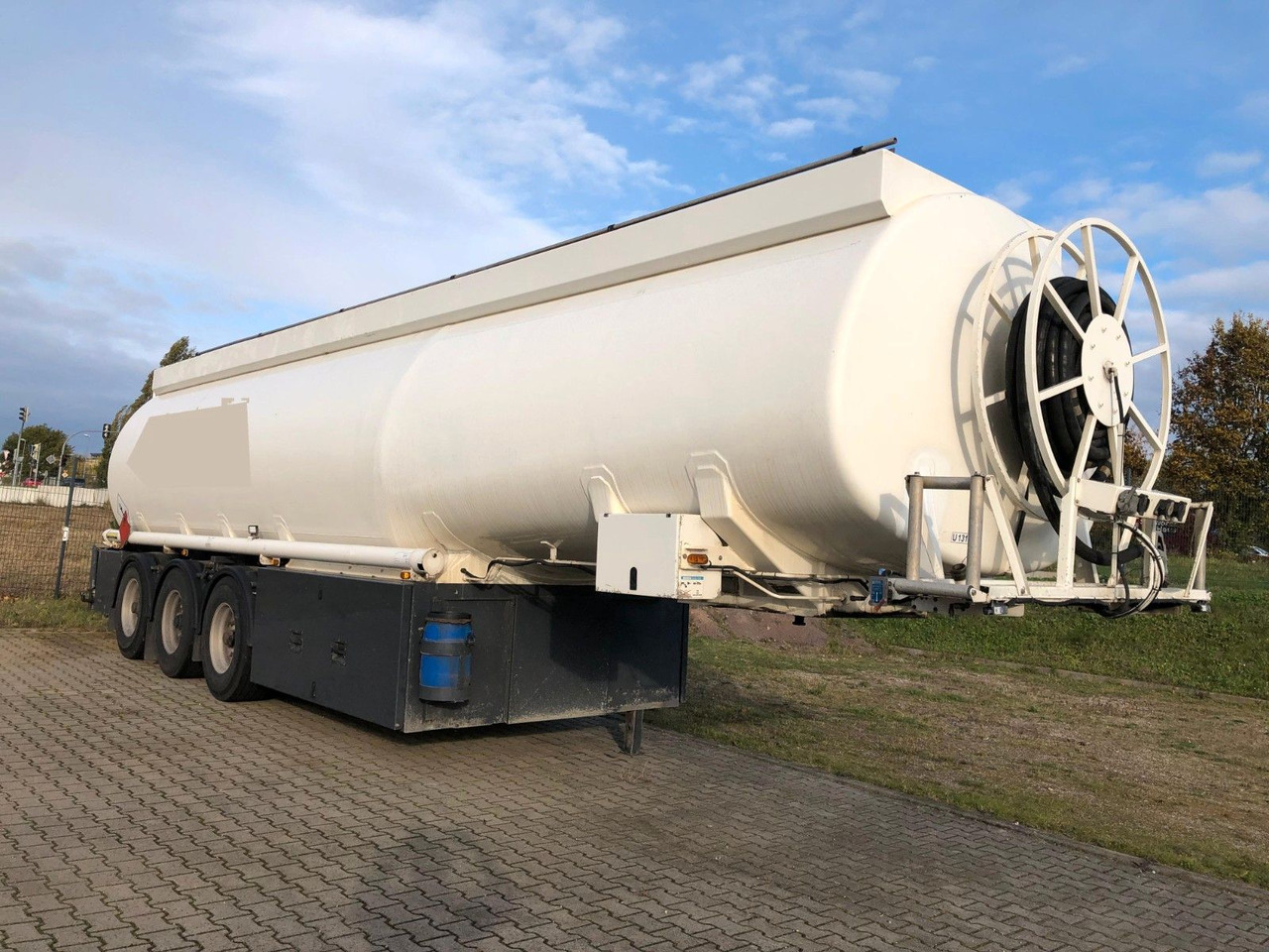 ROHR TAL-A-ZE 4Kammern*ADR*BENZIN*DIESEL*HEIZÖL - Tank semi-trailer: picture 1 ROHR TAL-A-ZE 4Kammern*ADR*BENZIN*DIESEL*HEIZÖL - Tank semi-trailer: picture 1