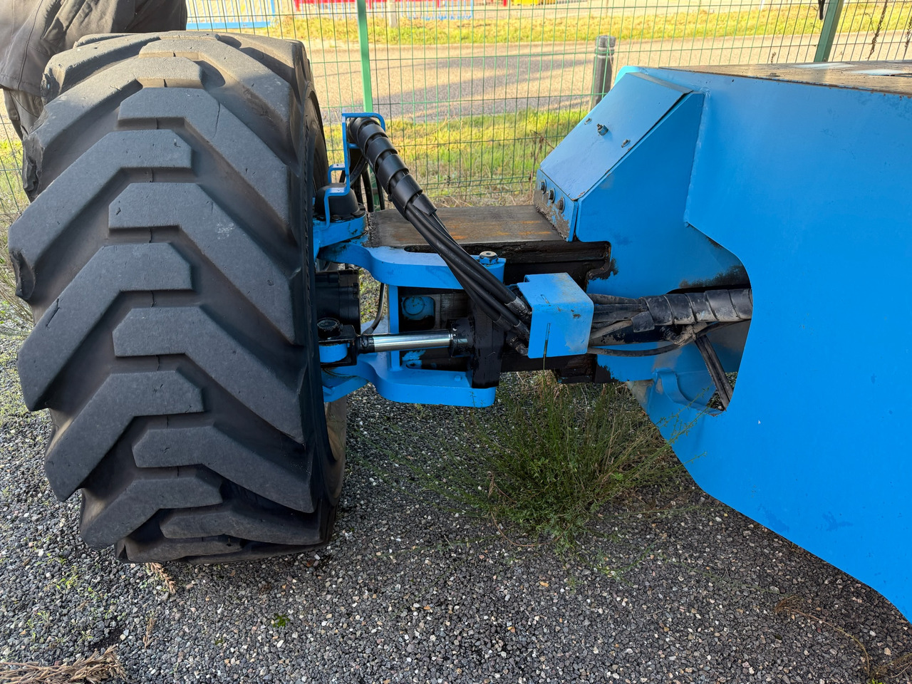 Telescopic boom GENIE S125: picture 17