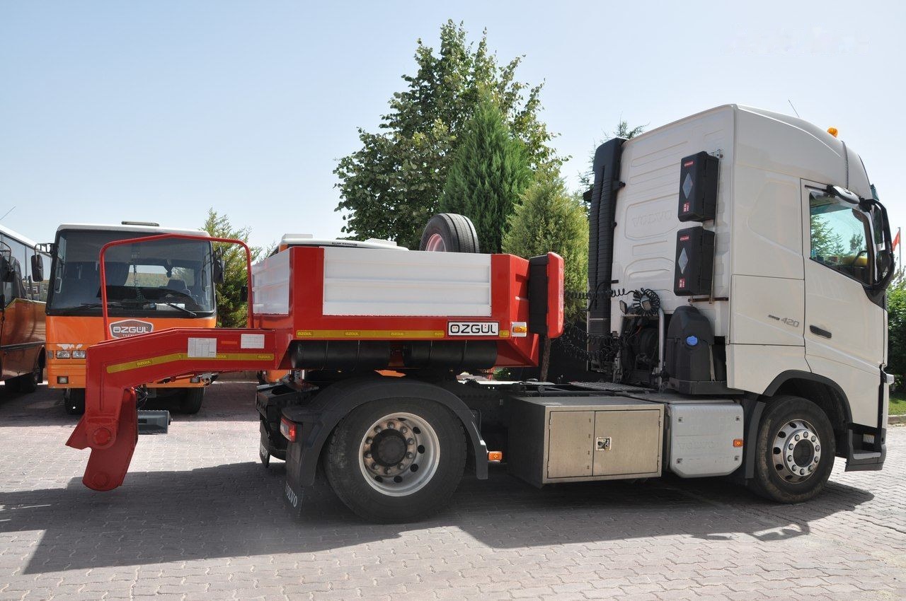 New Low loader semi-trailer Özgül 2 AXLE LOW LOADER: picture 16