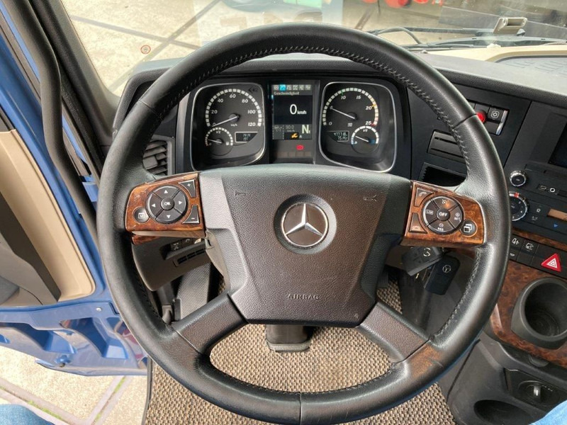 Tractor unit Mercedes-Benz Actros 2863 LS 6x4: picture 15