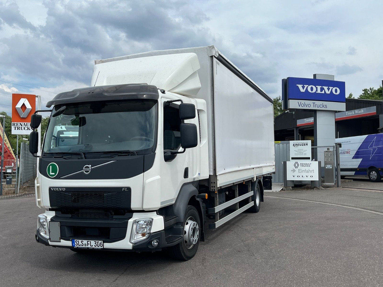 Volvo FL 14.245 Junghanns Schiebeplane LBW - Curtainsider truck: picture 1 Volvo FL 14.245 Junghanns Schiebeplane LBW - Curtainsider truck: picture 1