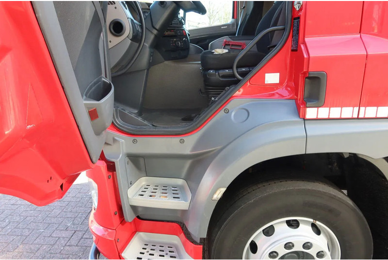 Refrigerator truck DAF CF 300 Koel/Vries Carrier iceland + Dhollandia 2500KG klep trenn wand: picture 14