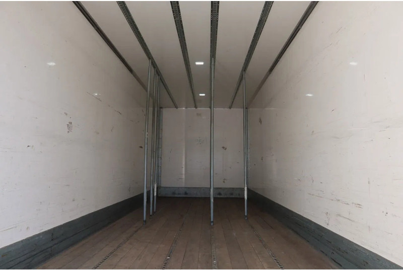 DAF CF 340 FAN 6X2 Bakwagen + Klep 2500 KG - Box truck: picture 4 DAF CF 340 FAN 6X2 Bakwagen + Klep 2500 KG - Box truck: picture 4