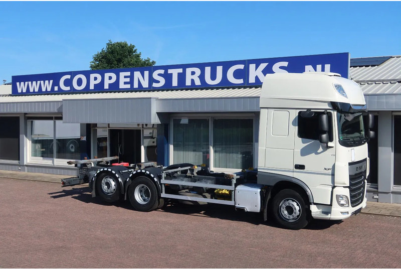 DAF XF 106.450 Wissellaadbaksysteem / Chassis - Container transporter/ Swap body truck: picture 2 DAF XF 106.450 Wissellaadbaksysteem / Chassis - Container transporter/ Swap body truck: picture 2