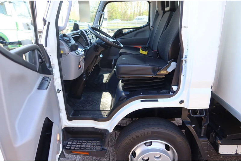 Refrigerator truck FUSO Canter Thermoking T 600R Koel/Vries + Laadklep: picture 11