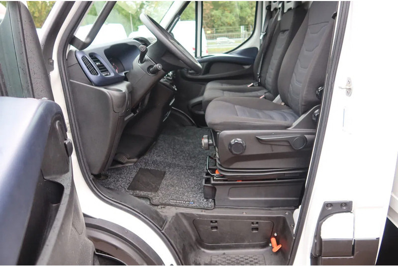 Iveco 72 C 180 bak + Dhollandia klep 1000 KG 3.0 L motor - Box truck: picture 5 Iveco 72 C 180 bak + Dhollandia klep 1000 KG 3.0 L motor - Box truck: picture 5