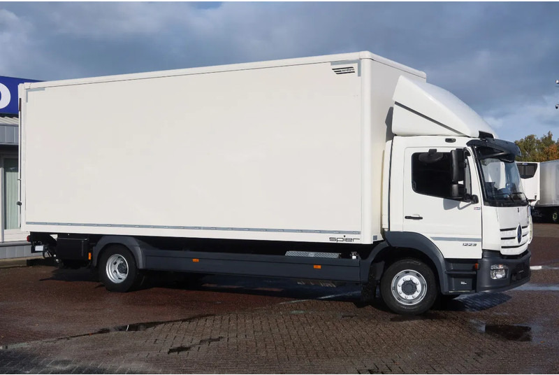 Box truck Mercedes-Benz Atego 1223 L Bak + Klep Bar 3000 KG: picture 6