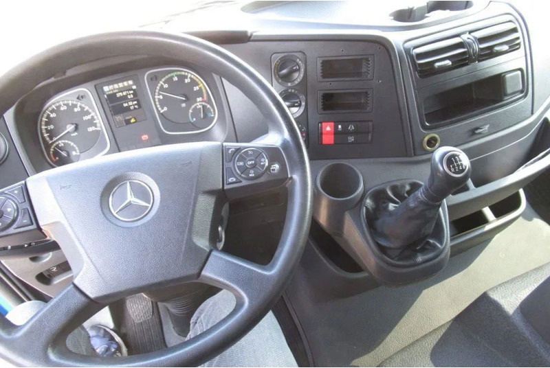 Curtainsider truck Mercedes-Benz Atego 1318L Euro 6: picture 7