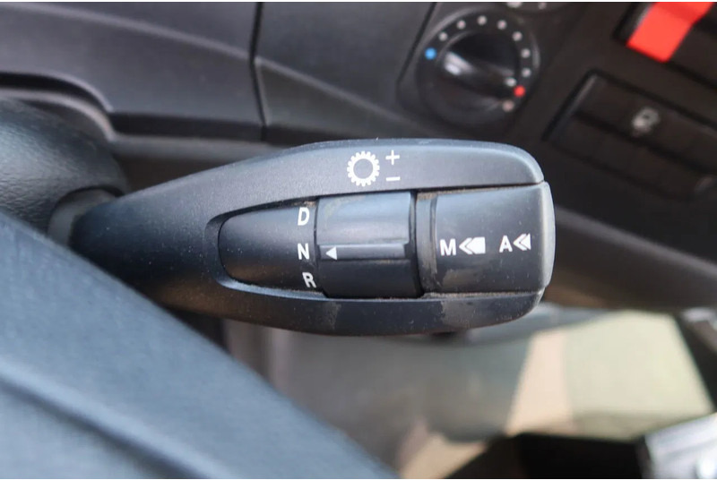 Horse truck Mercedes-Benz Atego 816 L 3 Paarden/4 Ponies Nieuwe APK + nieuwe accu.: picture 6