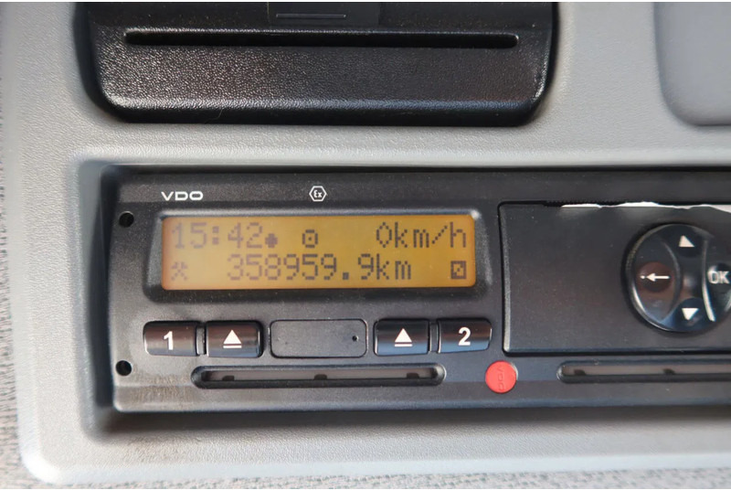 Horse truck Mercedes-Benz Atego 816 L 3 Paarden/4 Ponies Nieuwe APK + nieuwe accu.: picture 8