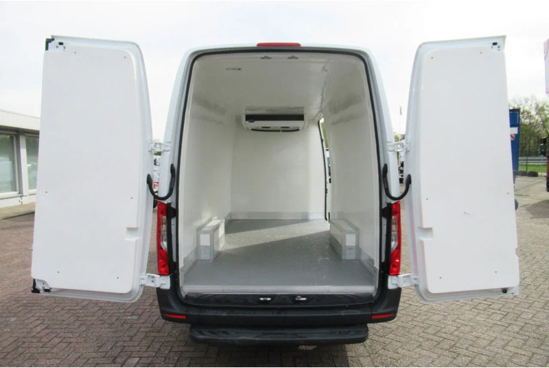 Mercedes-Benz Sprinter 314 CDI Koel/Vries/ verwarmen 220 volt nachtaansluiting - Refrigerated van: picture 3 Mercedes-Benz Sprinter 314 CDI Koel/Vries/ verwarmen 220 volt nachtaansluiting - Refrigerated van: picture 3