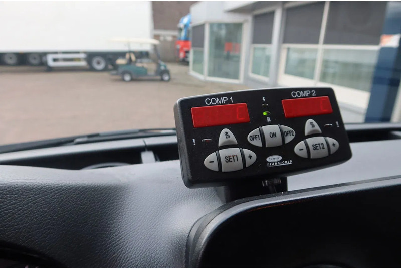 Refrigerated van Mercedes-Benz Sprinter 317 CDI L3/H2 Multi temp, Verplaatsbare tussenwand: picture 9