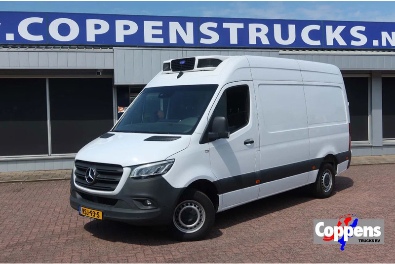 Mercedes-Benz Sprinter 317 Koel/Vries L2/H2 220 Volt stekker - Refrigerated van: picture 1 Mercedes-Benz Sprinter 317 Koel/Vries L2/H2 220 Volt stekker - Refrigerated van: picture 1
