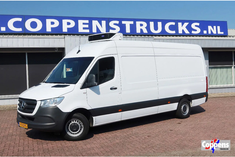 Mercedes-Benz Sprinter 317 Koel/Vries/Verwarmen met nachtaansluiting 220 volt. AUTOMAAT! - Refrigerated van: picture 1 Mercedes-Benz Sprinter 317 Koel/Vries/Verwarmen met nachtaansluiting 220 volt. AUTOMAAT! - Refrigerated van: picture 1