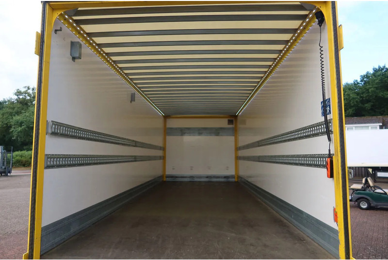 Scania P250 Bak+Klep E6 Dhollandia 1500 kg - Box truck: picture 4 Scania P250 Bak+Klep E6 Dhollandia 1500 kg - Box truck: picture 4