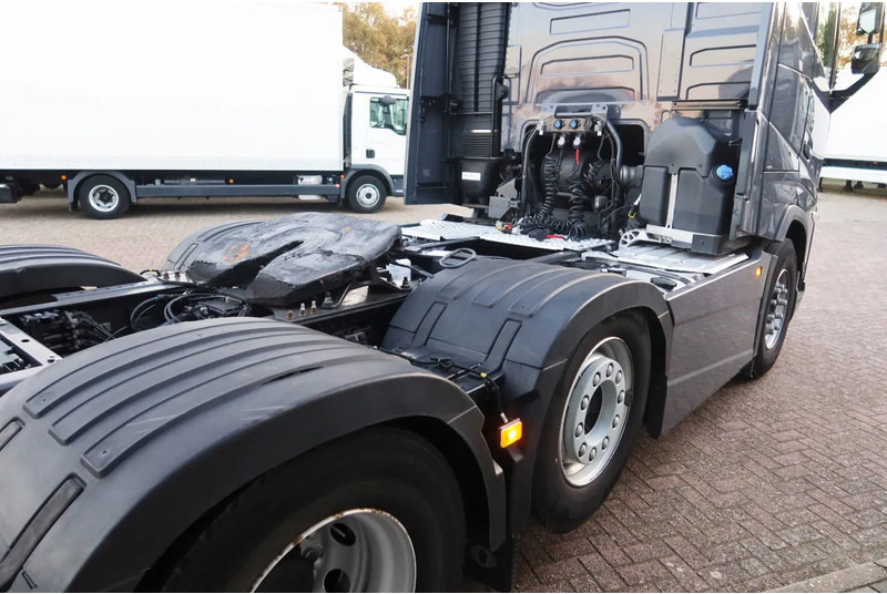 Volvo FH FH 500 Globetrotter Full Air suspension. - Tractor unit: picture 4 Volvo FH FH 500 Globetrotter Full Air suspension. - Tractor unit: picture 4