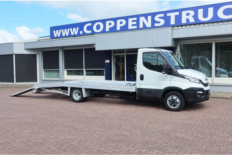 Iveco 40 C 18 Luchtering 3.0 L motor Tijhof opbouw - Van: picture 2 Iveco 40 C 18 Luchtering 3.0 L motor Tijhof opbouw - Van: picture 2