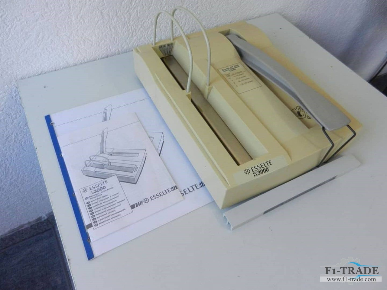 Esselte 3000 - Binding machine: picture 5 Esselte 3000 - Binding machine: picture 5