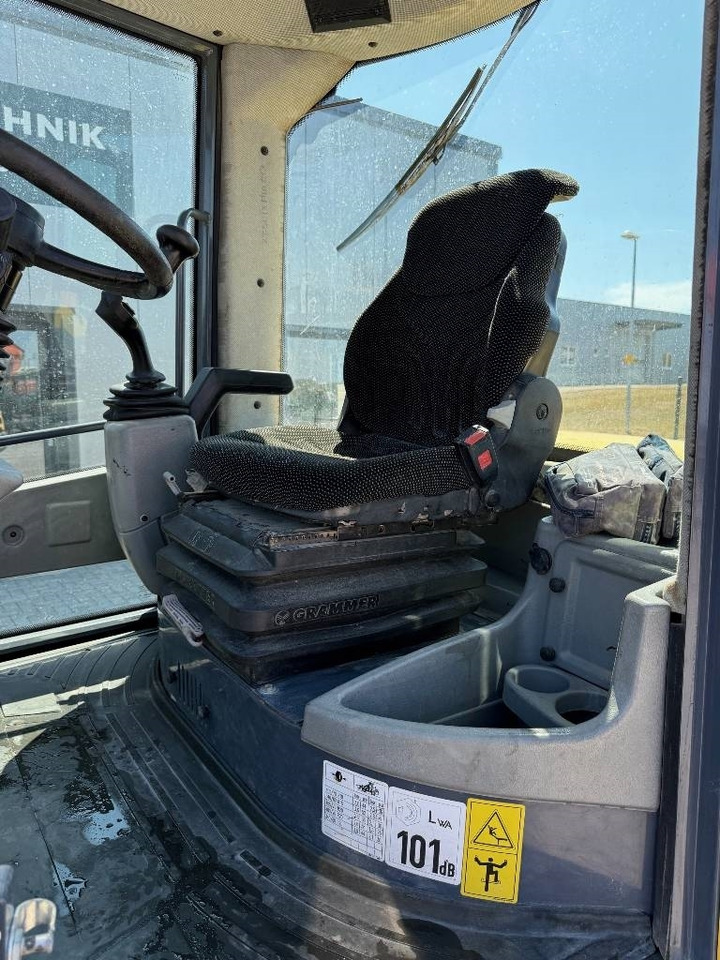 Wheel loader Yanmar V 80: picture 9