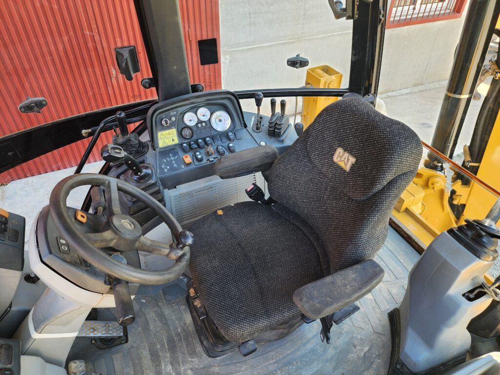 CAT 432E - Backhoe loader: picture 4 CAT 432E - Backhoe loader: picture 4