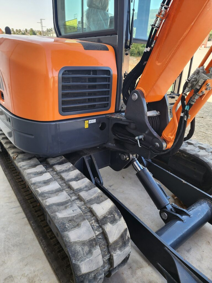 DOOSAN DX63R-3 - Mini excavator: picture 5 DOOSAN DX63R-3 - Mini excavator: picture 5