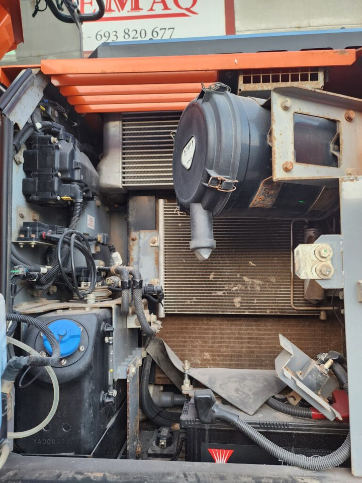 Wheel excavator HITACHI ZX145W-6: picture 8