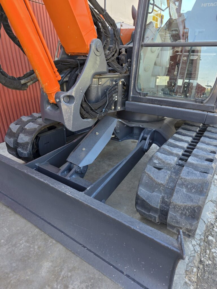 HITACHI ZX85USB-6 - Mini excavator: picture 4 HITACHI ZX85USB-6 - Mini excavator: picture 4