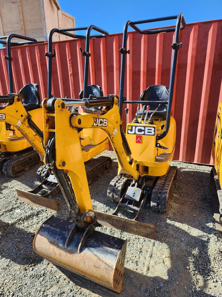 JCB 8008 - Mini excavator: picture 1 JCB 8008 - Mini excavator: picture 1