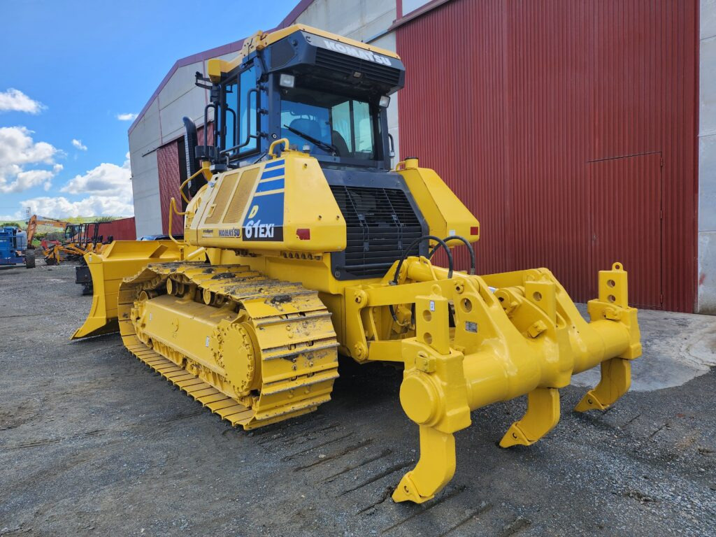 KOMATSU D61EXI-24 - Bulldozer: picture 2 KOMATSU D61EXI-24 - Bulldozer: picture 2