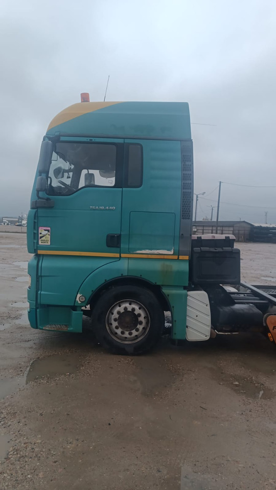 MAN TGA 18440 - Autotransporter truck: picture 4 MAN TGA 18440 - Autotransporter truck: picture 4