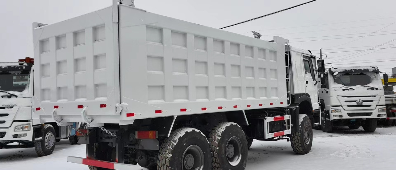 6X6 HOWO SINOTRUCK 371HP/375HP/420HP - Tipper: picture 2 6X6 HOWO SINOTRUCK 371HP/375HP/420HP - Tipper: picture 2