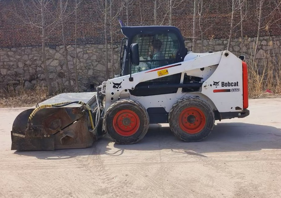 BOBCAT S550 - Skid steer loader: picture 3 BOBCAT S550 - Skid steer loader: picture 3