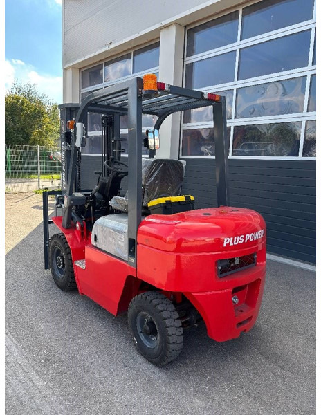 Plus Power Dieselstapler 2500kg, 3000mm - Diesel forklift: picture 3 Plus Power Dieselstapler 2500kg, 3000mm - Diesel forklift: picture 3