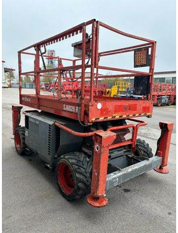 Skyjack SJ6826RT 10m Scherenarbeitsbühne BJ 2015 - Scissor lift: picture 4 Skyjack SJ6826RT 10m Scherenarbeitsbühne BJ 2015 - Scissor lift: picture 4