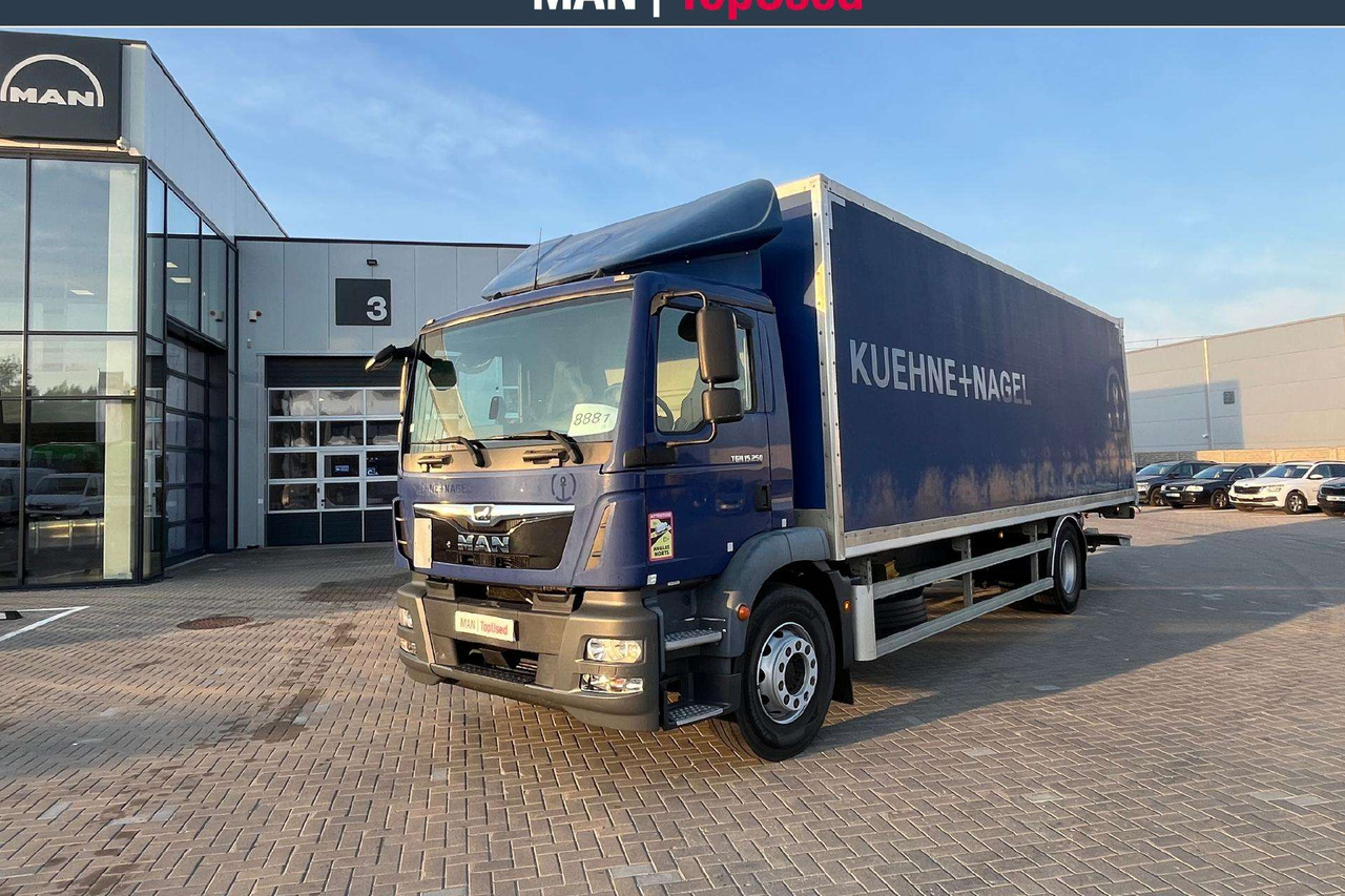 MAN 15.250 4X2 Liftas ADR AT (8881) - Box truck: picture 1 MAN 15.250 4X2 Liftas ADR AT (8881) - Box truck: picture 1