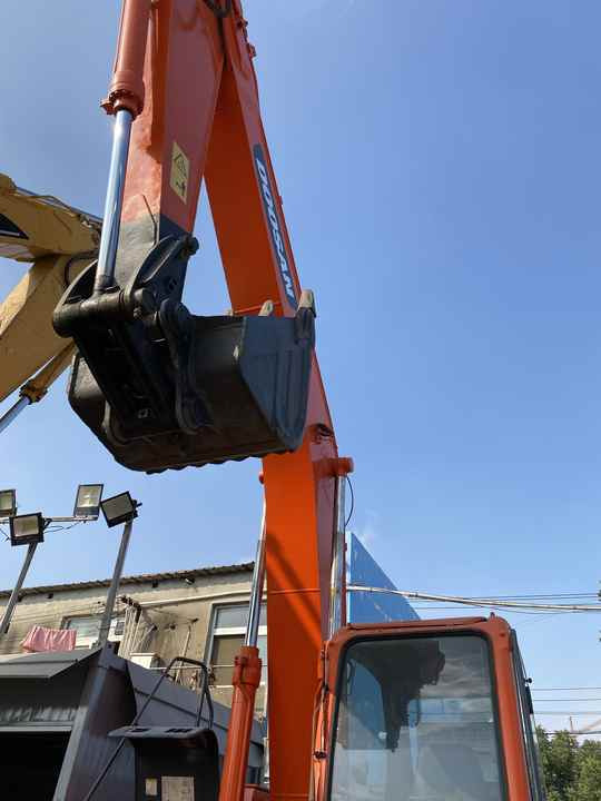 Best Selling DOOSAN excavator machine construction used machinery equipment dx225 DX60 DX70 DH60 DH220 used excavators in stock - Excavator: picture 4 Best Selling DOOSAN excavator machine construction used machinery equipment dx225 DX60 DX70 DH60 DH220 used excavators in stock - Excavator: picture 4