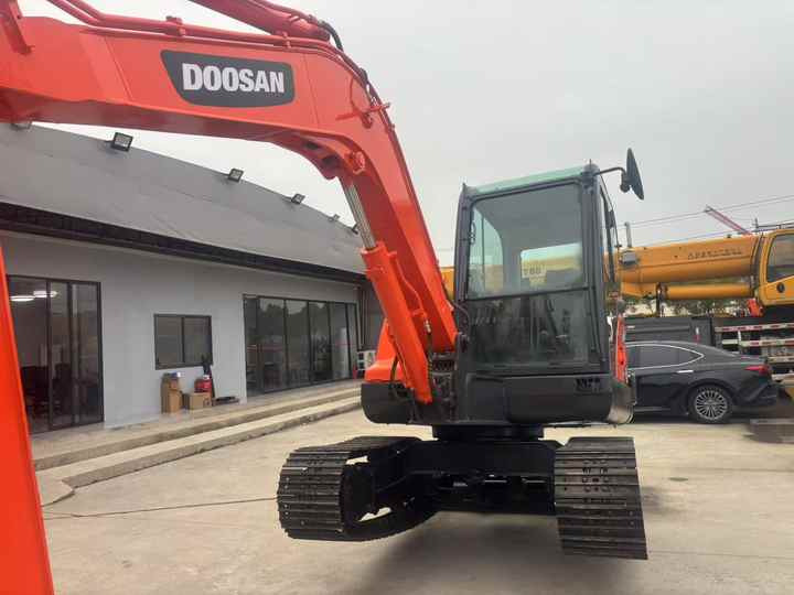 Doosan DX60 DX60-9c DH60-7 DX60W DX80 DX75 DX55 DH35 DH55 Used Mini Excavator Mas Maquinaria Municipal Y Ambiental - Excavator: picture 3 Doosan DX60 DX60-9c DH60-7 DX60W DX80 DX75 DX55 DH35 DH55 Used Mini Excavator Mas Maquinaria Municipal Y Ambiental - Excavator: picture 3