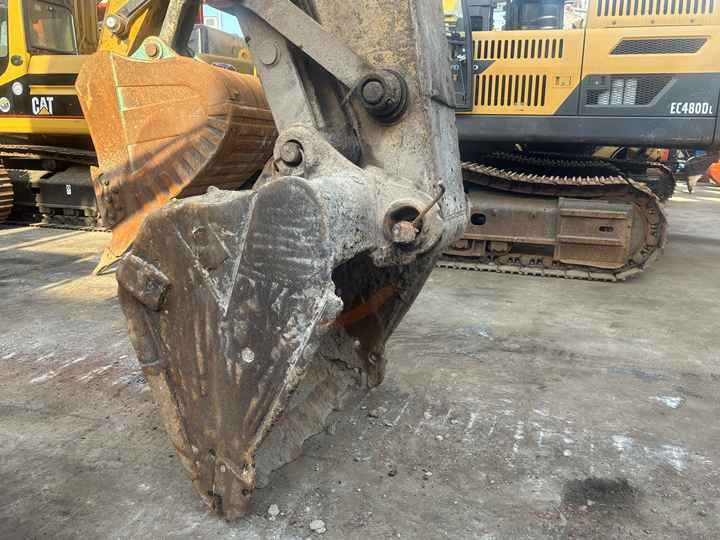 Good Condition Good price Second Hand Caterpillar 325bl Excavator Used Cat 325b 325bl in stock For Sale - Crawler excavator: picture 5 Good Condition Good price Second Hand Caterpillar 325bl Excavator Used Cat 325b 325bl in stock For Sale - Crawler excavator: picture 5