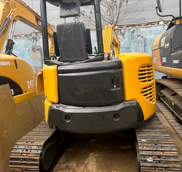 High Quality Competitive Price Used Excavator Pc35mr-2 in Good Condition for Sale - Crawler excavator: picture 1 High Quality Competitive Price Used Excavator Pc35mr-2 in Good Condition for Sale - Crawler excavator: picture 1