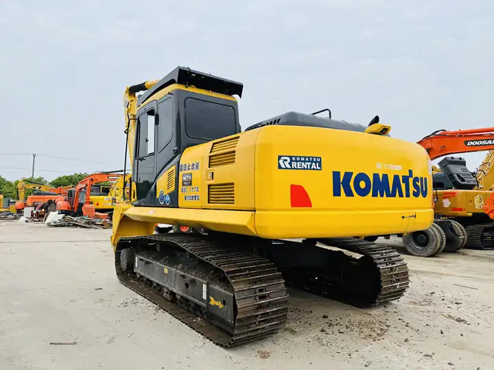 Hot Sale 20 Ton Crawler Excavator Komatsu Pc200-6 Pc200-7 Pc200-8 Original From Japan For Sale In Shanghai - Crawler excavator: picture 4 Hot Sale 20 Ton Crawler Excavator Komatsu Pc200-6 Pc200-7 Pc200-8 Original From Japan For Sale In Shanghai - Crawler excavator: picture 4