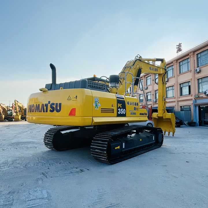 Used 35 Ton Excavator Kamatsu PC350-7 Earth-Moving Machinery Kamatsu PC220 210 200 240 350 Hot on Sale. - Crawler excavator: picture 5 Used 35 Ton Excavator Kamatsu PC350-7 Earth-Moving Machinery Kamatsu PC220 210 200 240 350 Hot on Sale. - Crawler excavator: picture 5