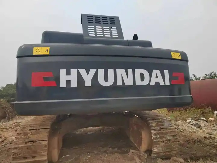 Used 38ton Heavy Duty Digger Machine Hyundai R385LC-9t R520 220LC-9s Grab Crawler Hydraulic Excavator - Excavator: picture 3 Used 38ton Heavy Duty Digger Machine Hyundai R385LC-9t R520 220LC-9s Grab Crawler Hydraulic Excavator - Excavator: picture 3